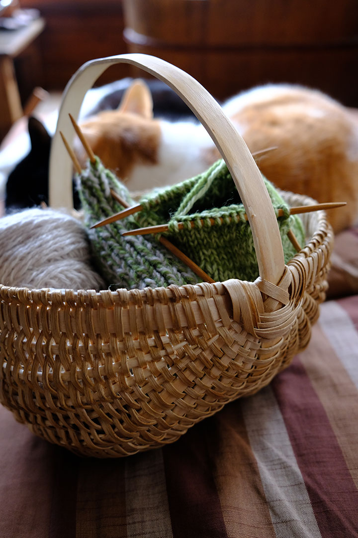 Micah君に教えてもらったエッグバスケット。編み物タイムの大切なパートナーになりました。